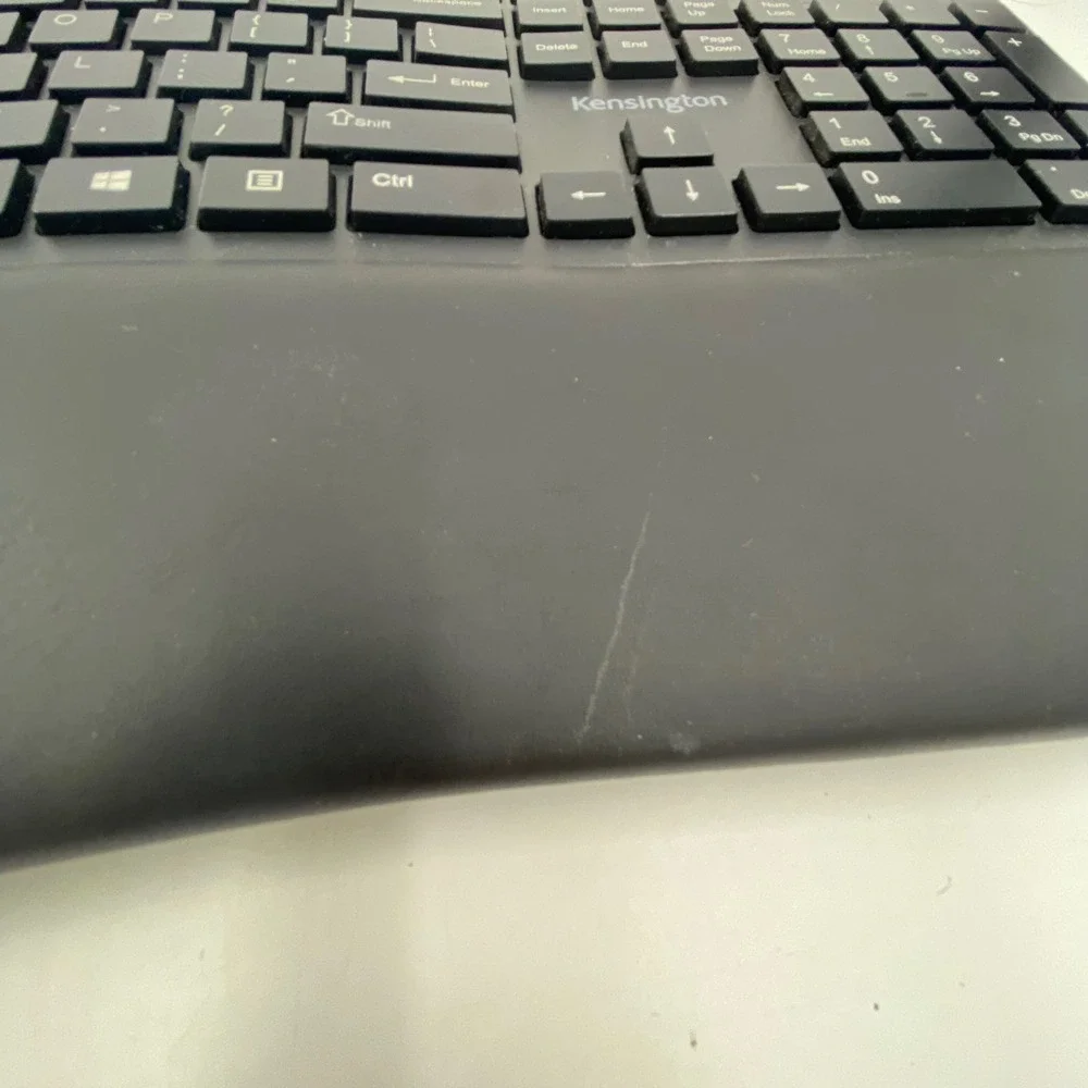 Kensington Pro Fit Ergo Wireless Keyboard Black K75401US‎ Bluetooth Untested